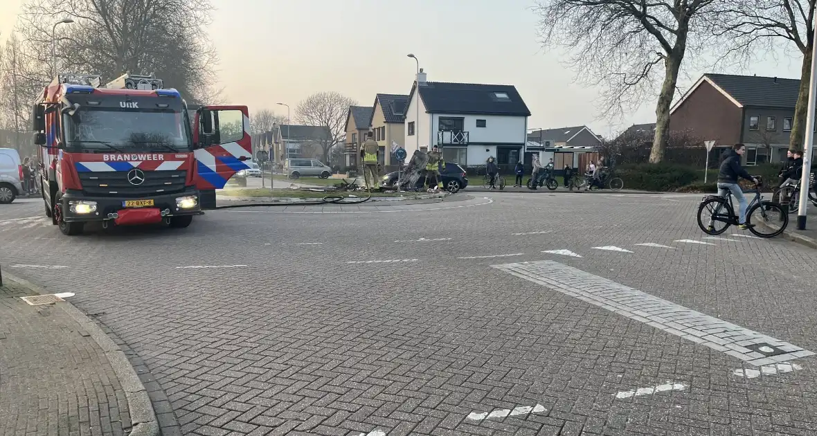 Vermoedelijke brandstichting leidt tot brandweeractie - Foto 5