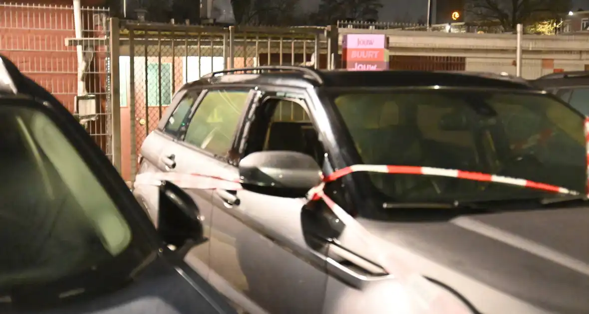 Autobrand na ingegooide zijruit - Foto 7