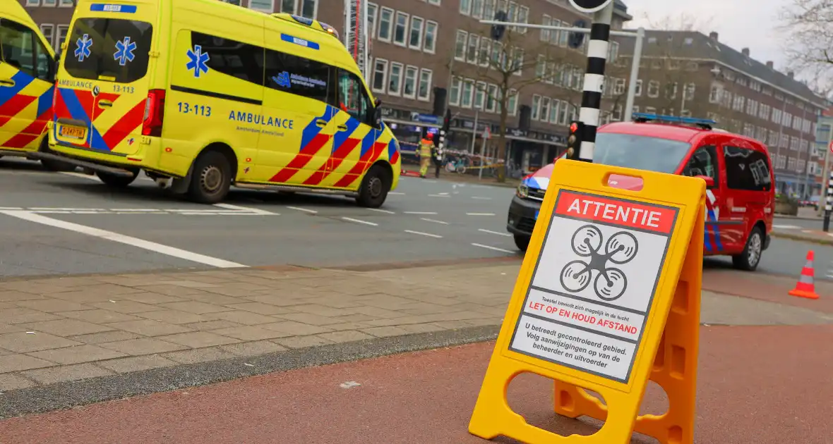 Brandgerucht bij appartementen leidt tot grote brand - Foto 3