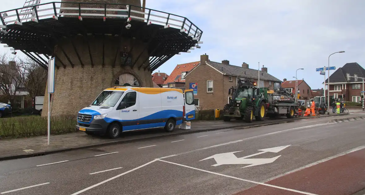 Waterleiding geraakt na graafwerkzaamheden - Foto 2