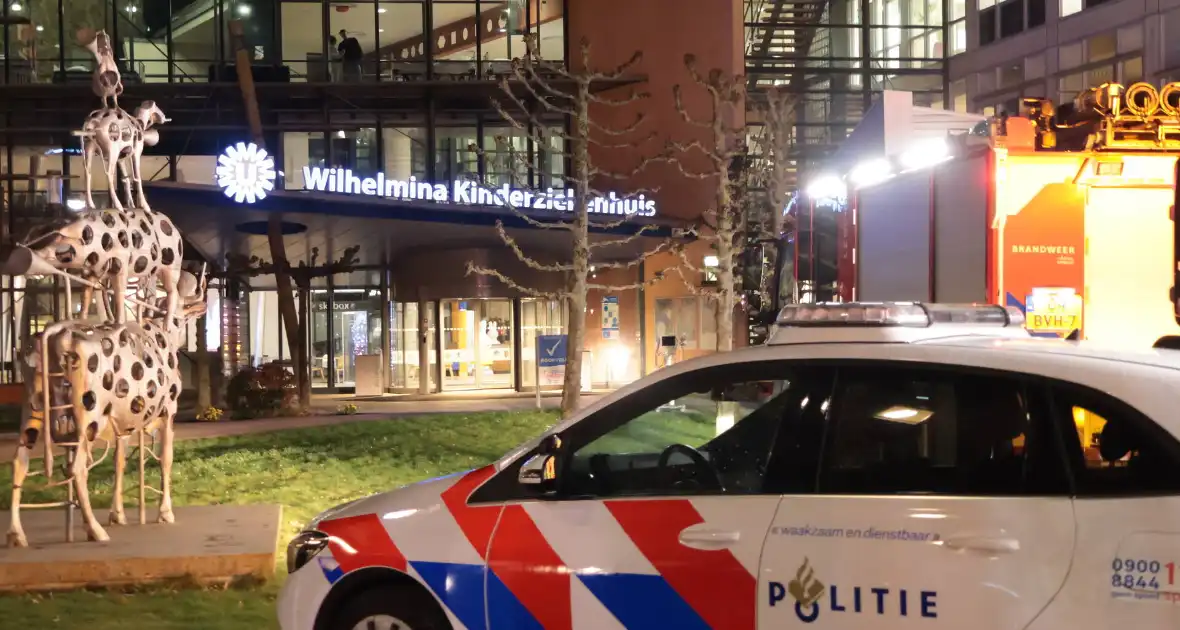 Brand in ziekenhuis leidt tot evacuatie patiënten - Foto 2