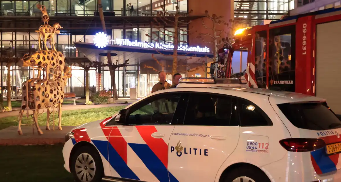 Brand in ziekenhuis leidt tot evacuatie patiënten - Foto 3