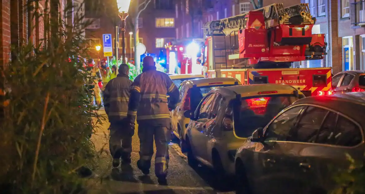 Brand in etagewoning vraagt grote brandweerinzet - Foto 3