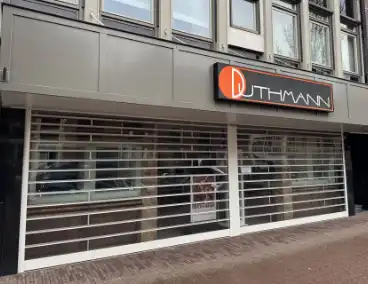 Auto zonder kenteken betrokken bij inbraak