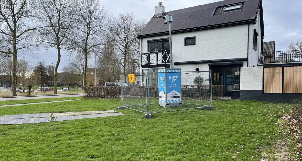 Politie plaatst camera bij beruchte rotonde - Foto 4