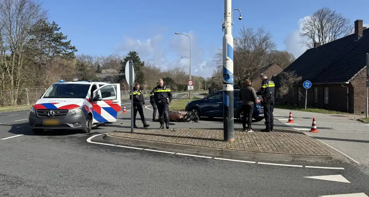 Geen gewonden na ongeval door voorrangsfout - Foto 18