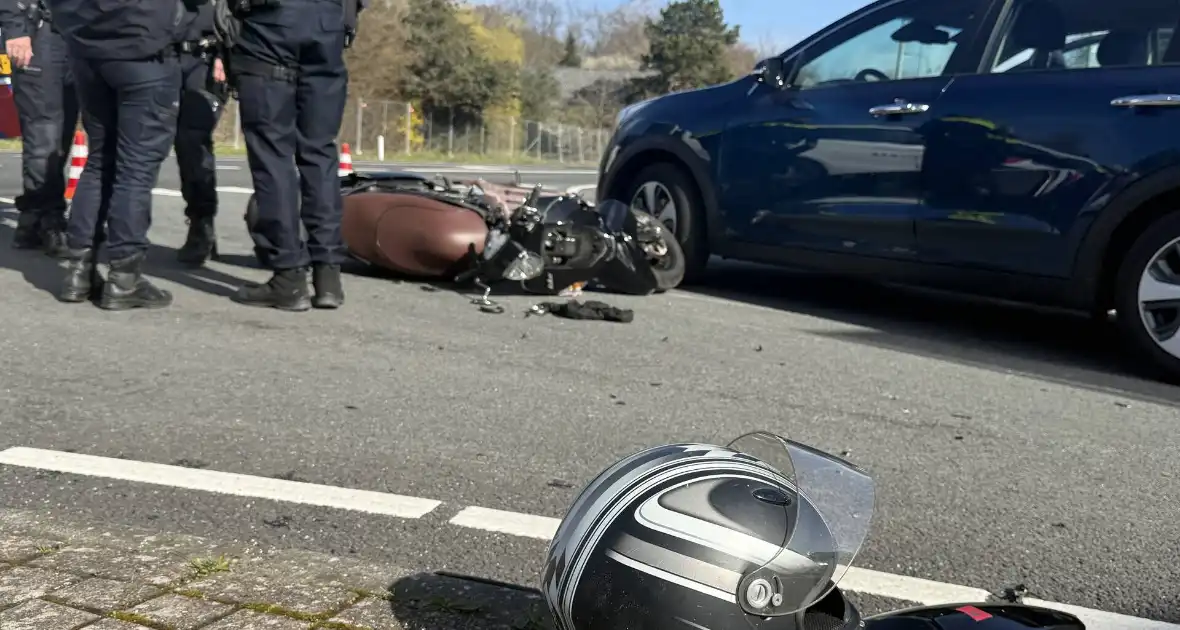 Geen gewonden na ongeval door voorrangsfout - Foto 8