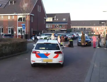 Skeelerend kind geschept in woonwijk
