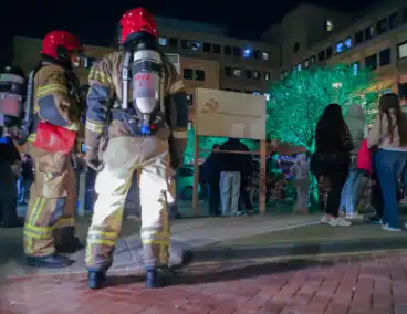 Brandmelding leidt tot ontruiming tijdens feest