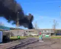 Voertuigbrand leidt tot grote inzet van hulpdiensten