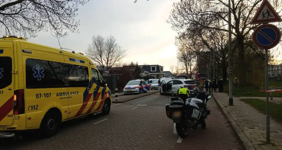 Scooterrijder onderuit tijdens achtervolging - Foto 1