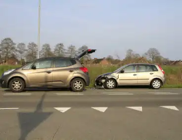 Voertuigen beschadigd bij ongeluk