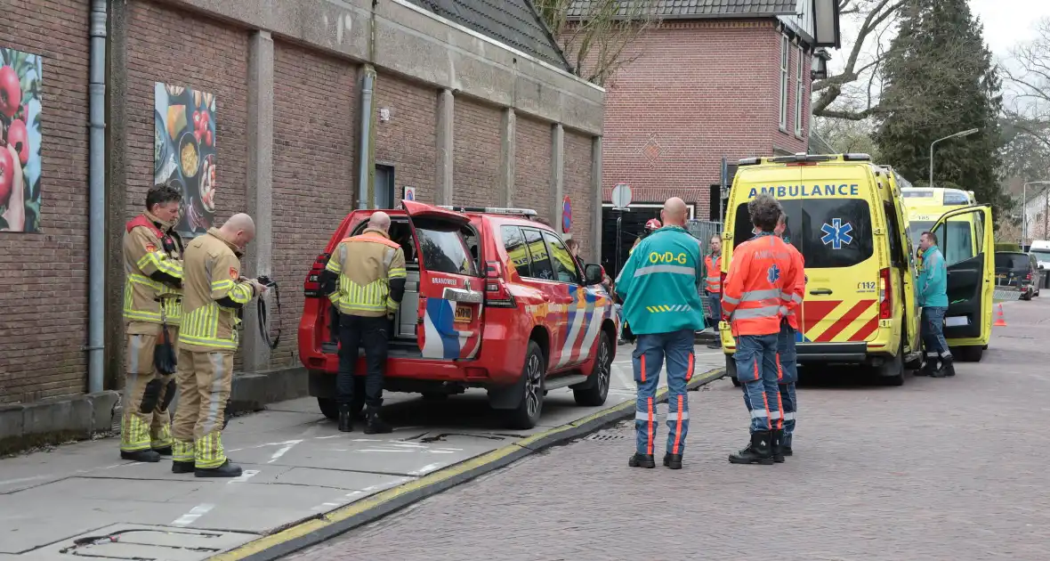 Vreemde lucht zorgt voor onwelwordingen in supermarkt - Foto 16