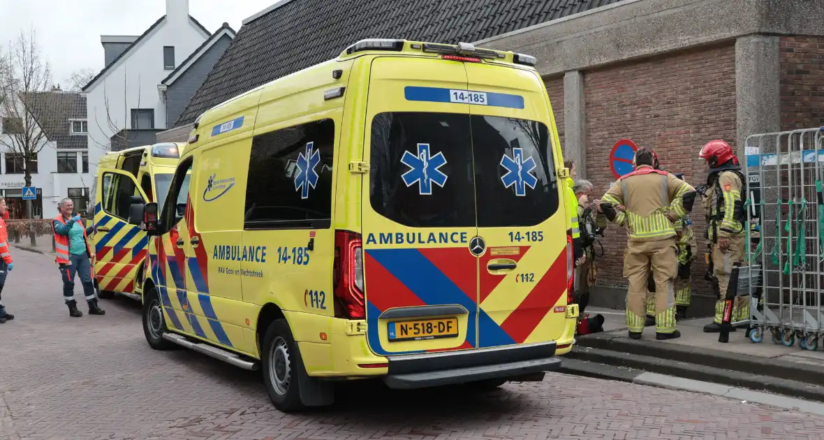 Vreemde lucht zorgt voor onwelwordingen in supermarkt - Foto 9