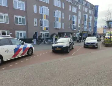 Auto rijdt door na aanrijding met voetganger