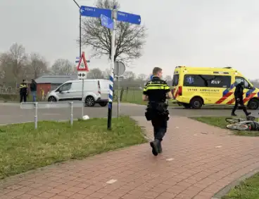 Fietser aangereden door bestelauto