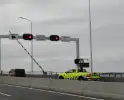Aanrijding met slagboom veroorzaakt verkeersvertraging