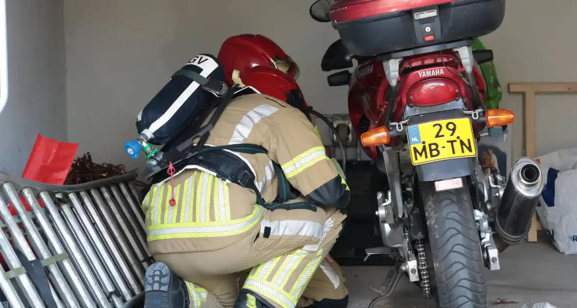 Brandweer schakelt in bij lekkage benzine