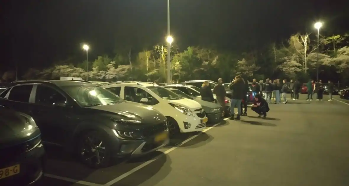 Politie grijpt in bij carmeet op parkeerplaats - Foto 2