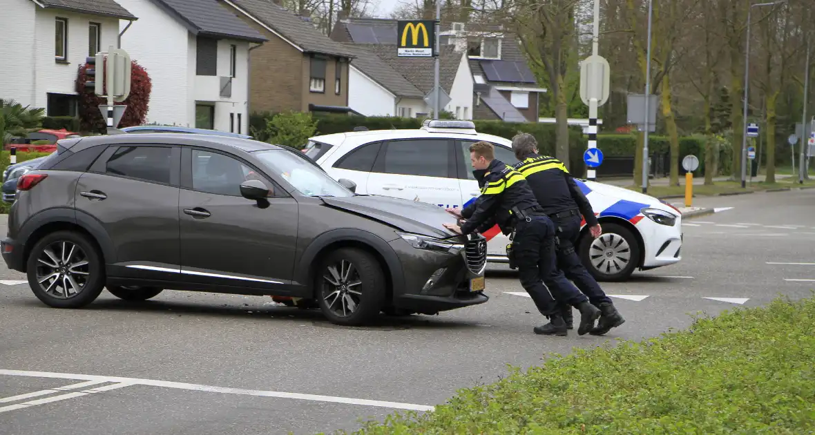 Ongeval met meerdere gewonden bij kruising - Foto 15