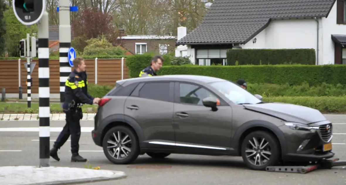 Ongeval met meerdere gewonden bij kruising - Foto 16
