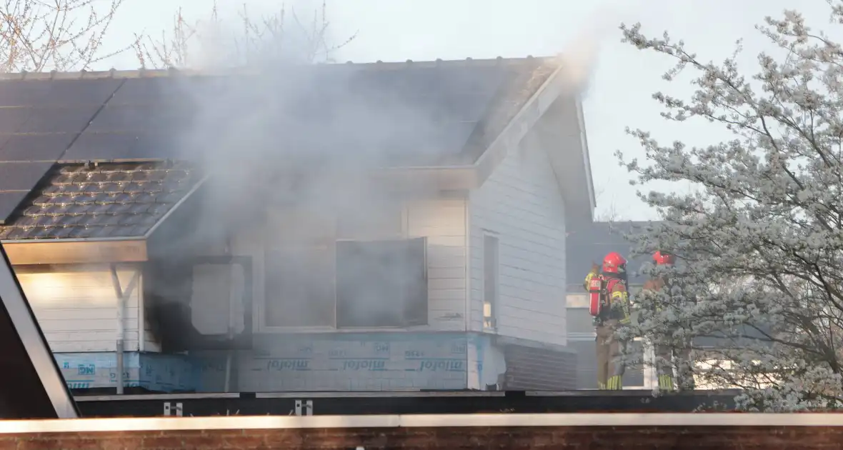 Woningbrand veroorzaakt zware schade - Foto 3