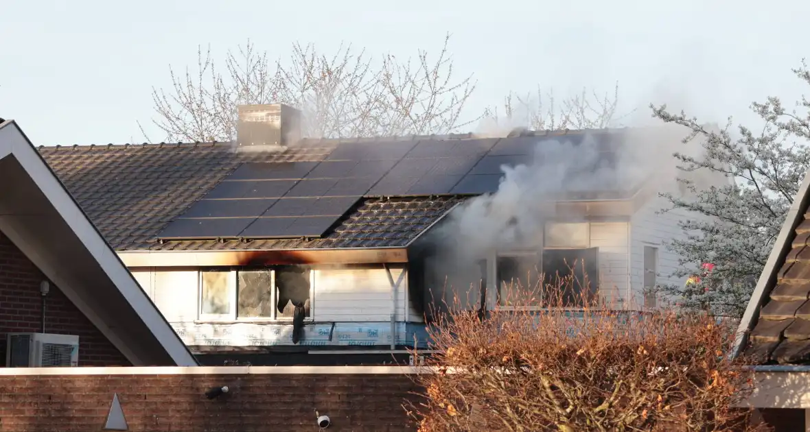 Woningbrand veroorzaakt zware schade - Foto 6