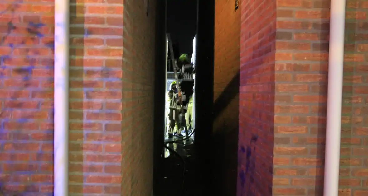 Buitenbrand in container geblust door buurtbewoners - Foto 1