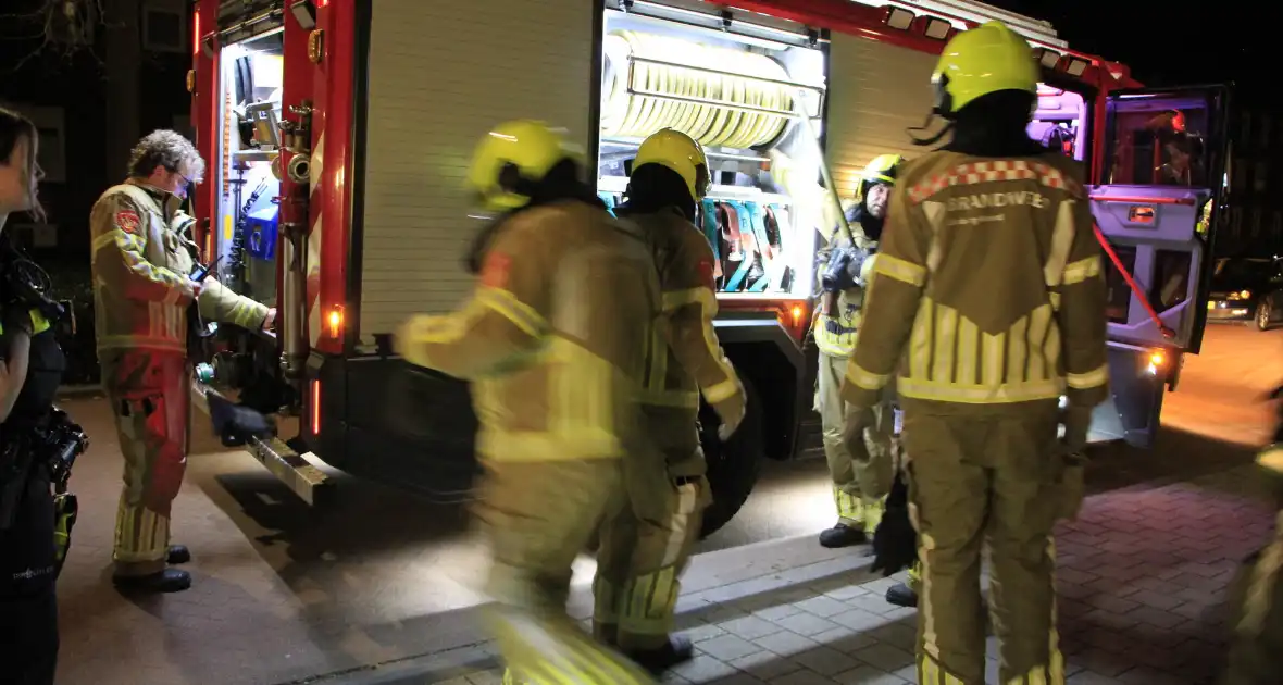 Buitenbrand in container geblust door buurtbewoners - Foto 4