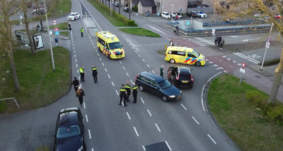 Oudere fietser gewond bij aanrijding - Foto 4