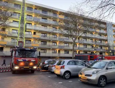Dakbrand in flatwoning opschudding in Uden