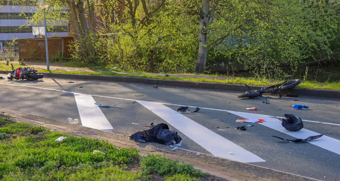 Zware aanrijding tussen motorfiets en fatbike - Foto 5