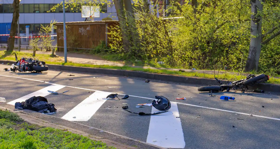 Zware aanrijding tussen motorfiets en fatbike - Foto 6