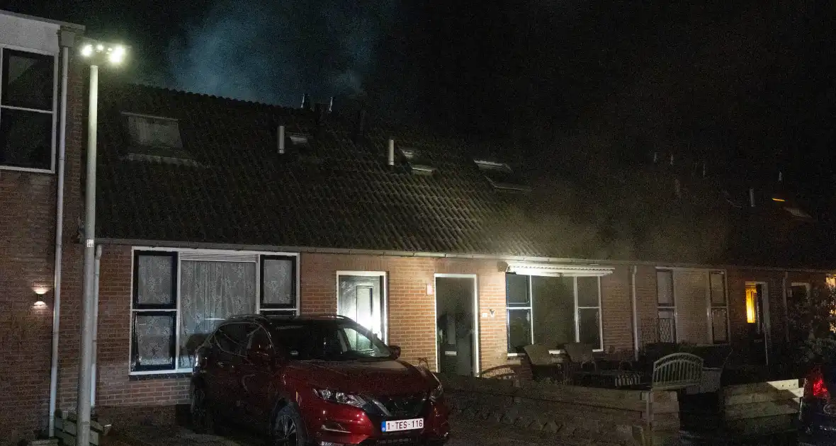 Flinke rookontwikkeling bij woningbrand Assen - Foto 2