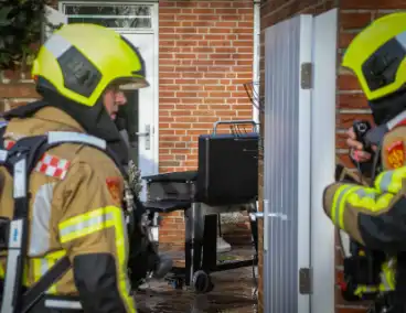 Brandweer ingezet na steekvlam in gas barbecue