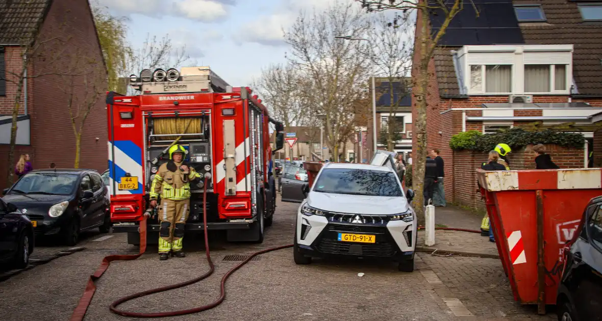 Brandweer ingezet na steekvlam in gas barbecue - Foto 4