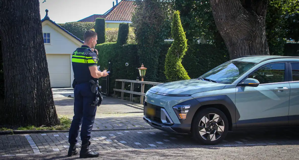 Ongeval tussen auto en motorscooter - Foto 11