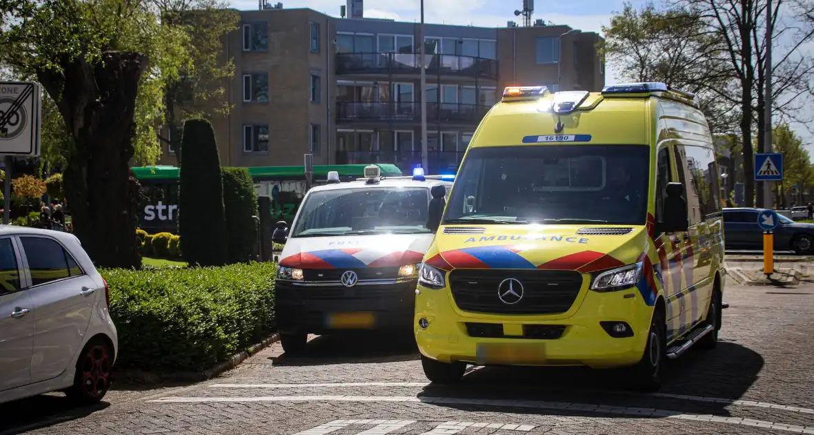 Ongeval tussen auto en motorscooter - Foto 9