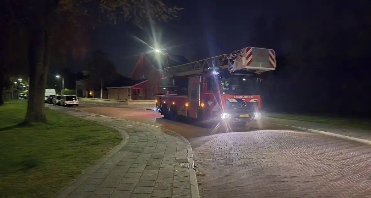 Duikers te water na aantreffen fiets langs waterkant - Foto 11