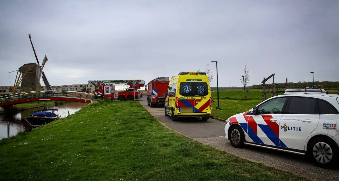 Te water geraakte scootmobiel door omstanders ontdekt - Foto 3