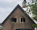 Brand verwoest bovenverdieping woning