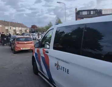 Dader op de vlucht na steekpartij