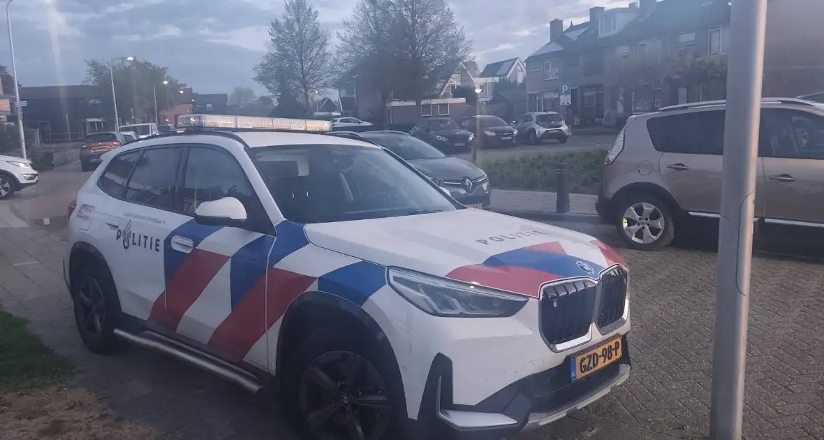 Dader op de vlucht na steekpartij - Foto 2