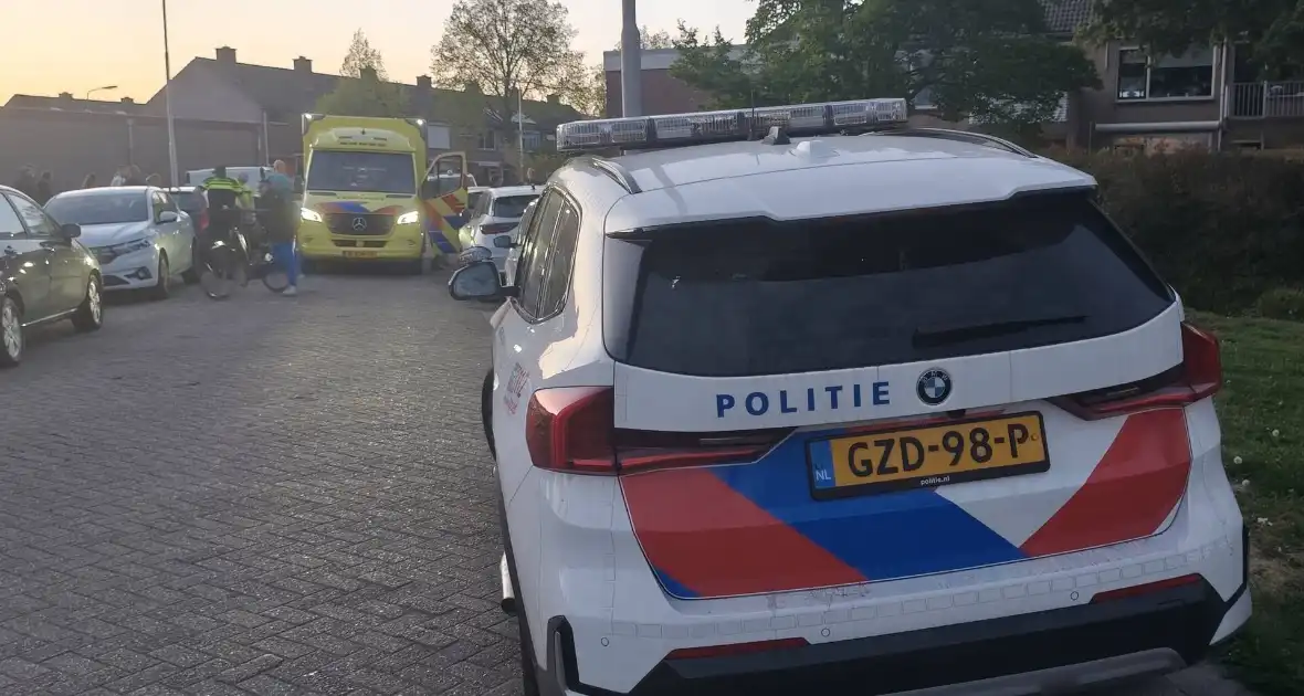 Dader op de vlucht na steekpartij - Foto 4