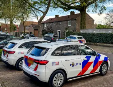 Slachtoffer vlucht woning in en wordt mishandeld