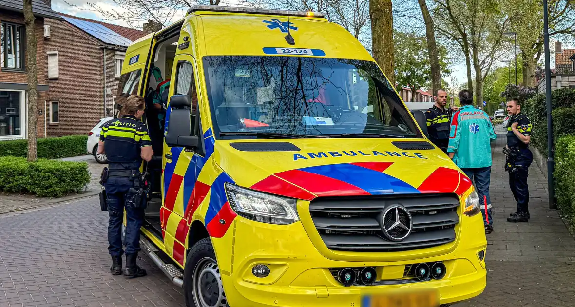 Slachtoffer vlucht woning in en wordt mishandeld - Foto 1