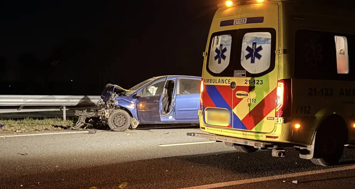 Ongeval met gewonde op snelweg - Foto 2