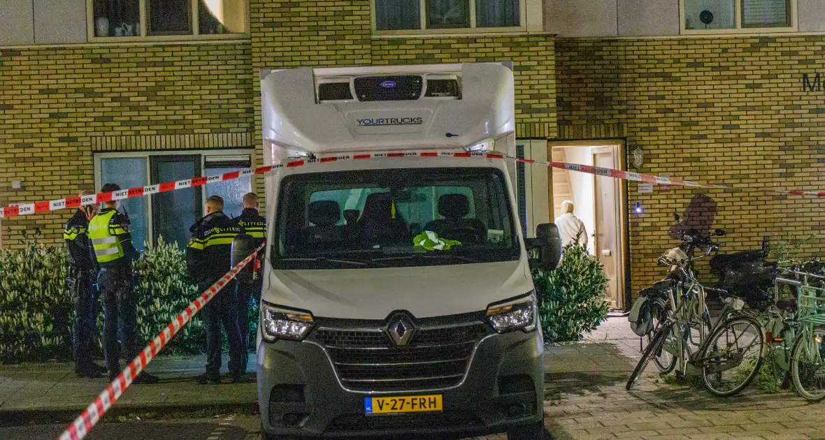 Explosief zorgt voor brand bij woning - Foto 4