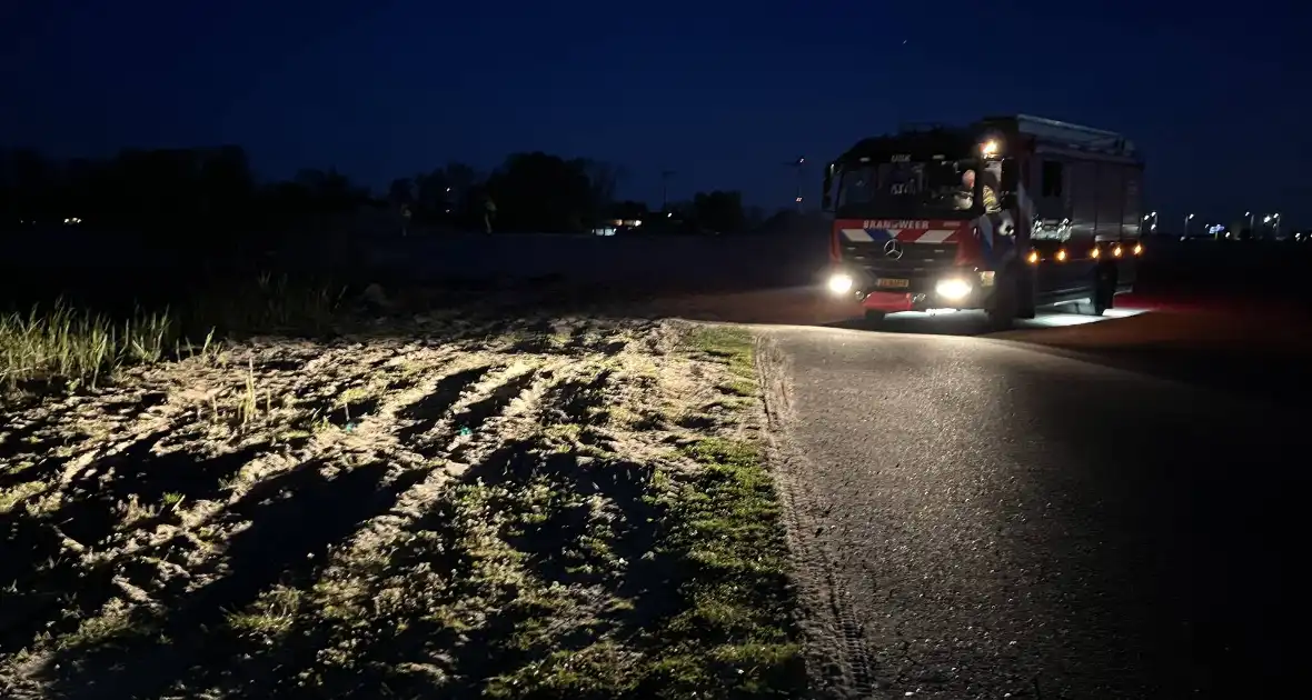 Buitenbrand geblust aan strand - Foto 3