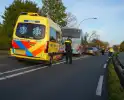 Automobilist in botsing met stadsbus